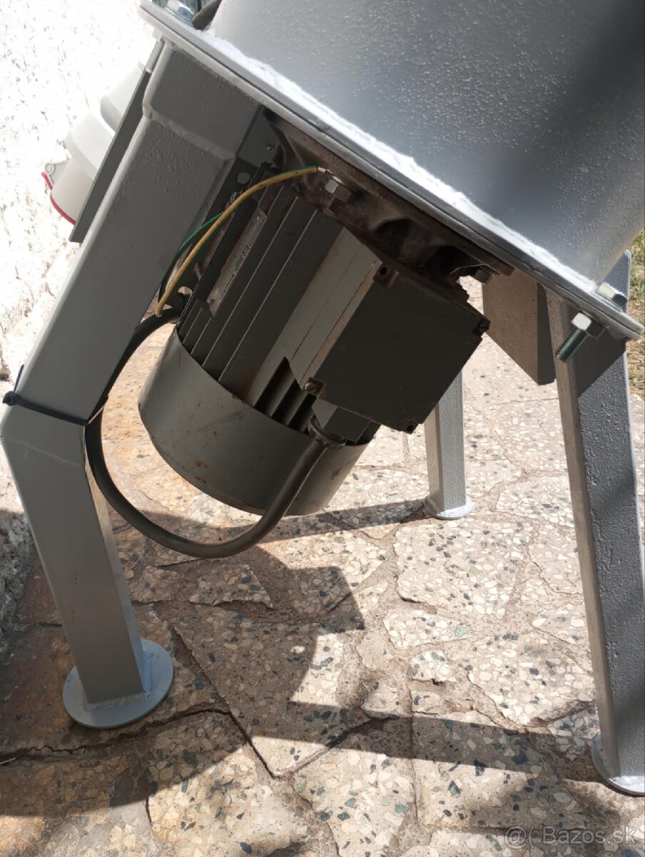 Mlynček na ovocie - 2