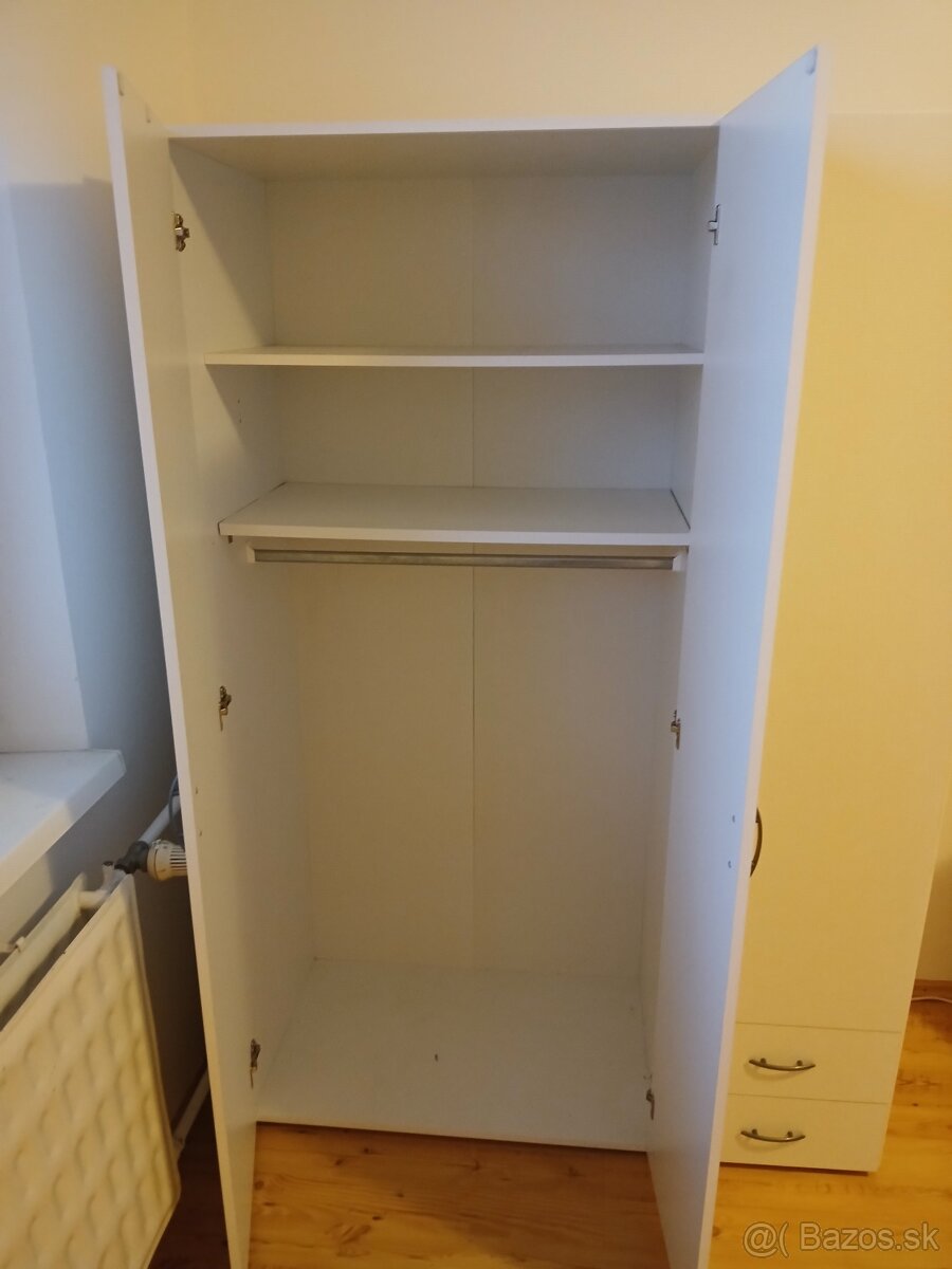 Predám bielu skriňu - 2