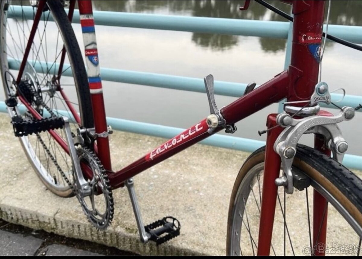 FAVORIT 1968 originálny stav - 2