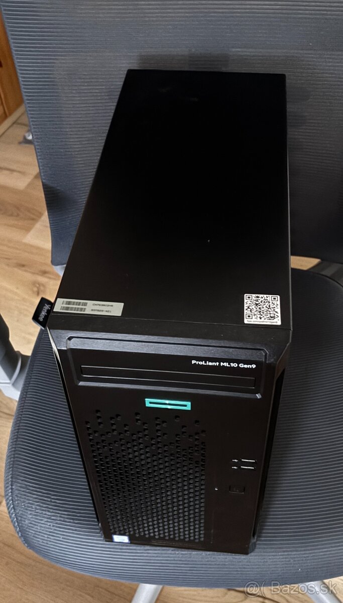 HPE ProLiant ML10 Gen9 - serverový počítač - 2
