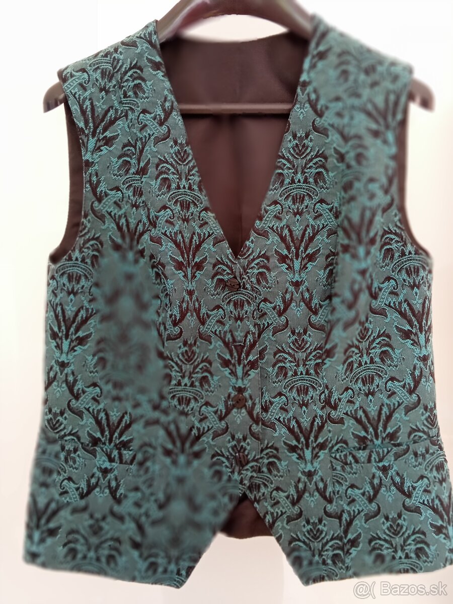 Komplet vesta a sukňa č.40 dve verzie 10€ každý - 2