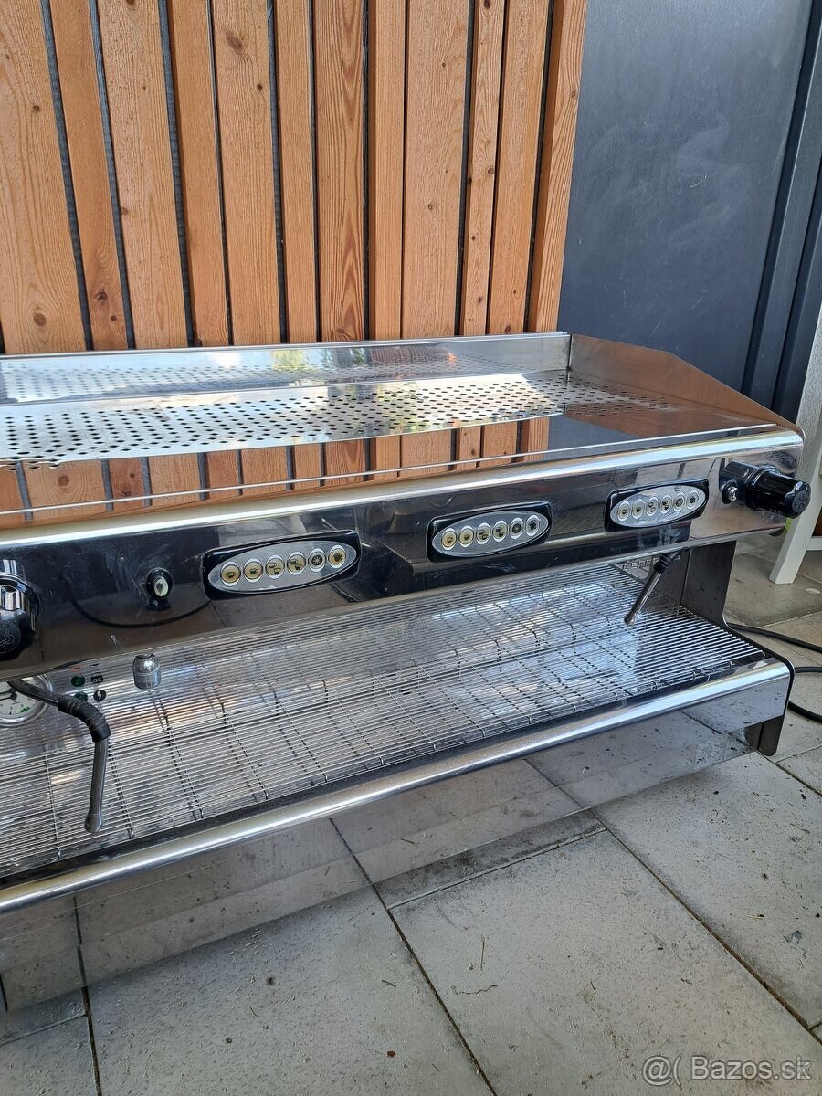 Pákový kávovar - 2