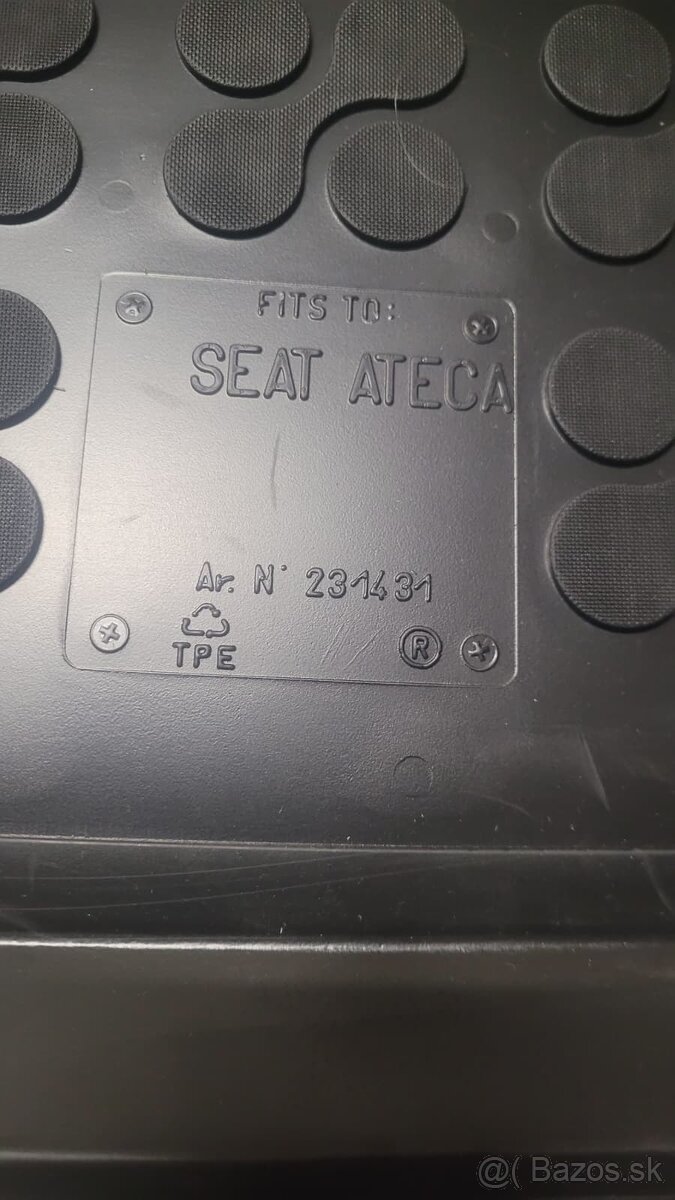 Gumena vanicka do auta Seat Ateca 4x4 - 2