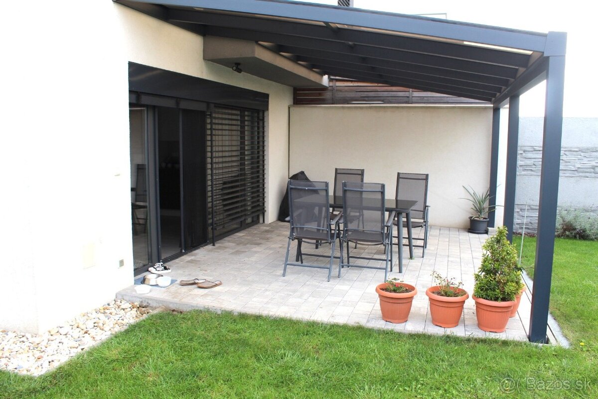 priamo v golfovom rezorte – GREEN RESIDENCE, Hrubá Borša – pohled 2