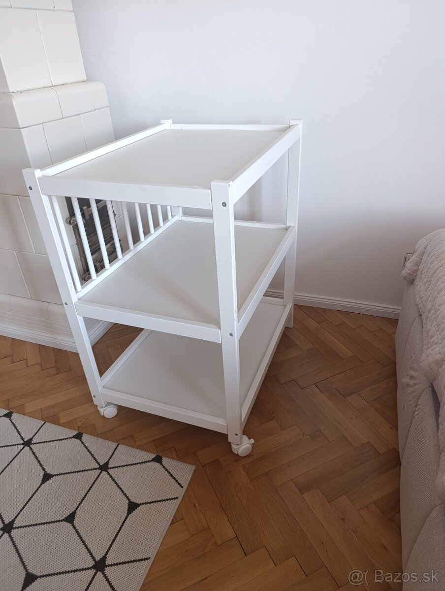 Predám prebaľovací pult - 2