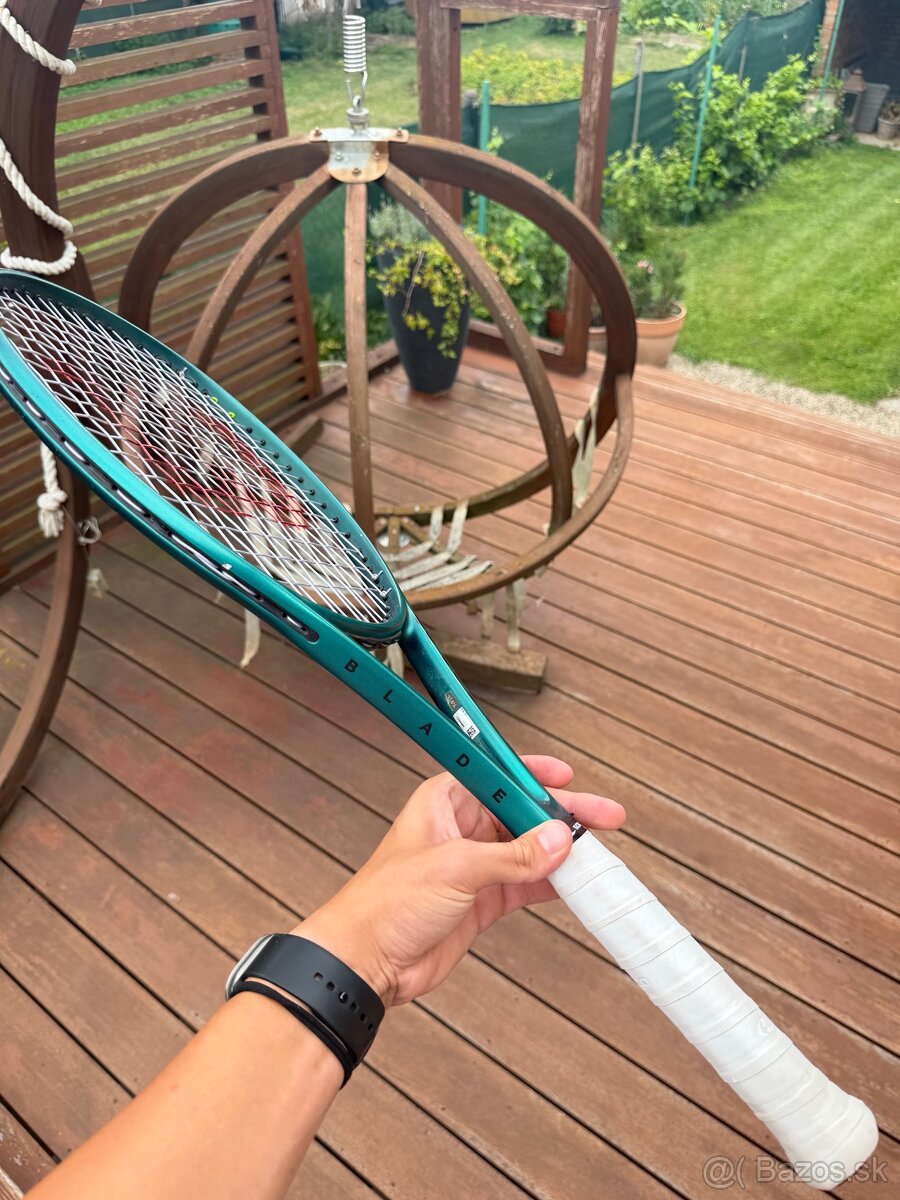 Wilson Blade V9 - 2