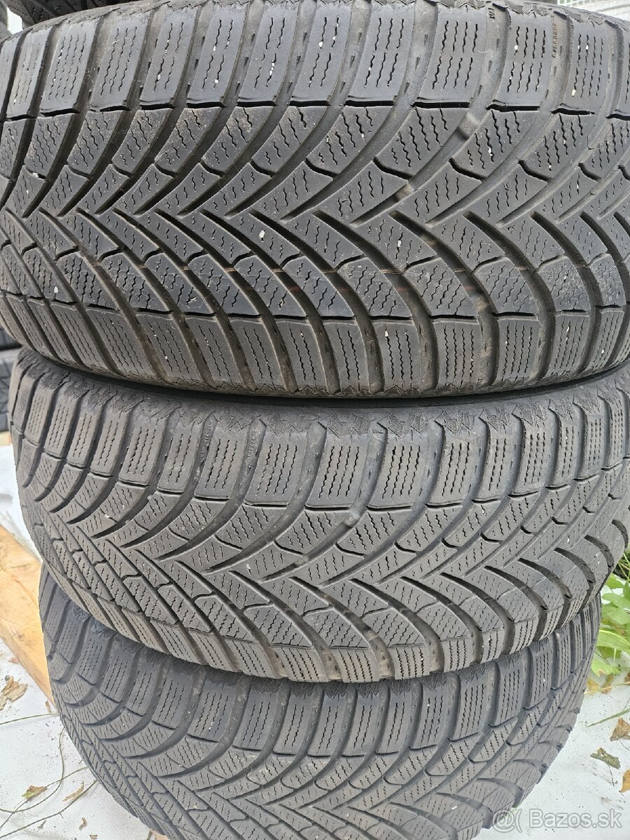 ❄️ Semperit Speed-Grip 5 – 225/55 R17 | DOT 2022 - 2