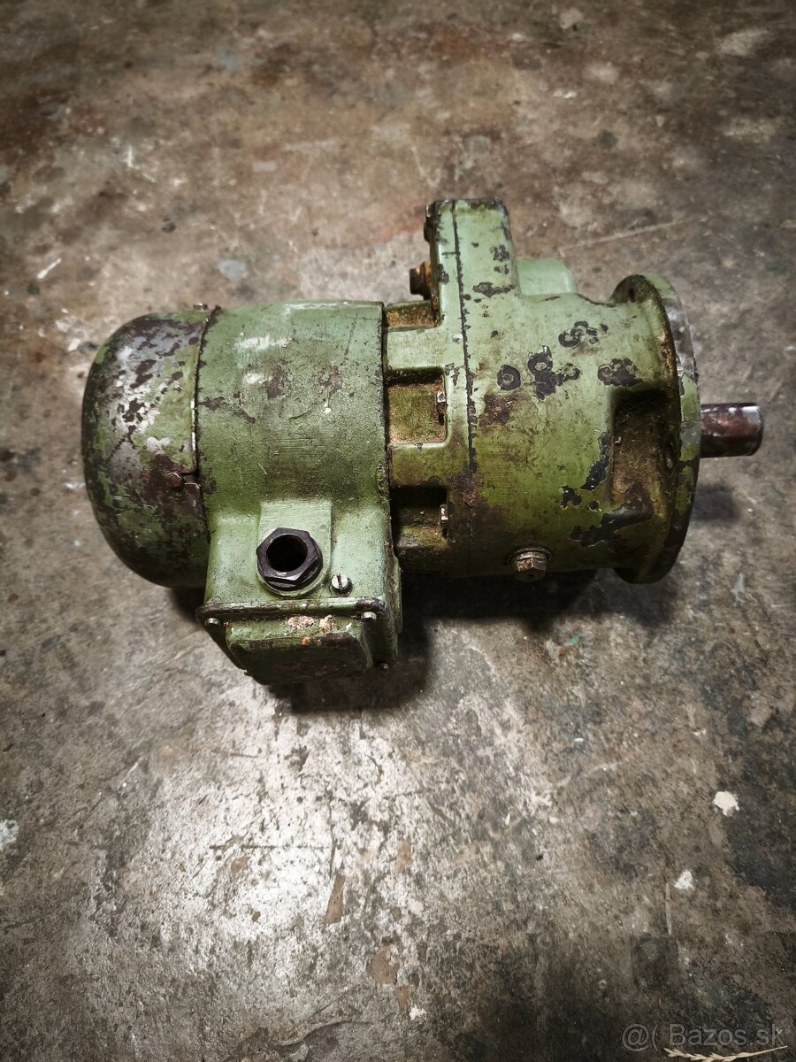 Elektromotor s prevodovkou - 2