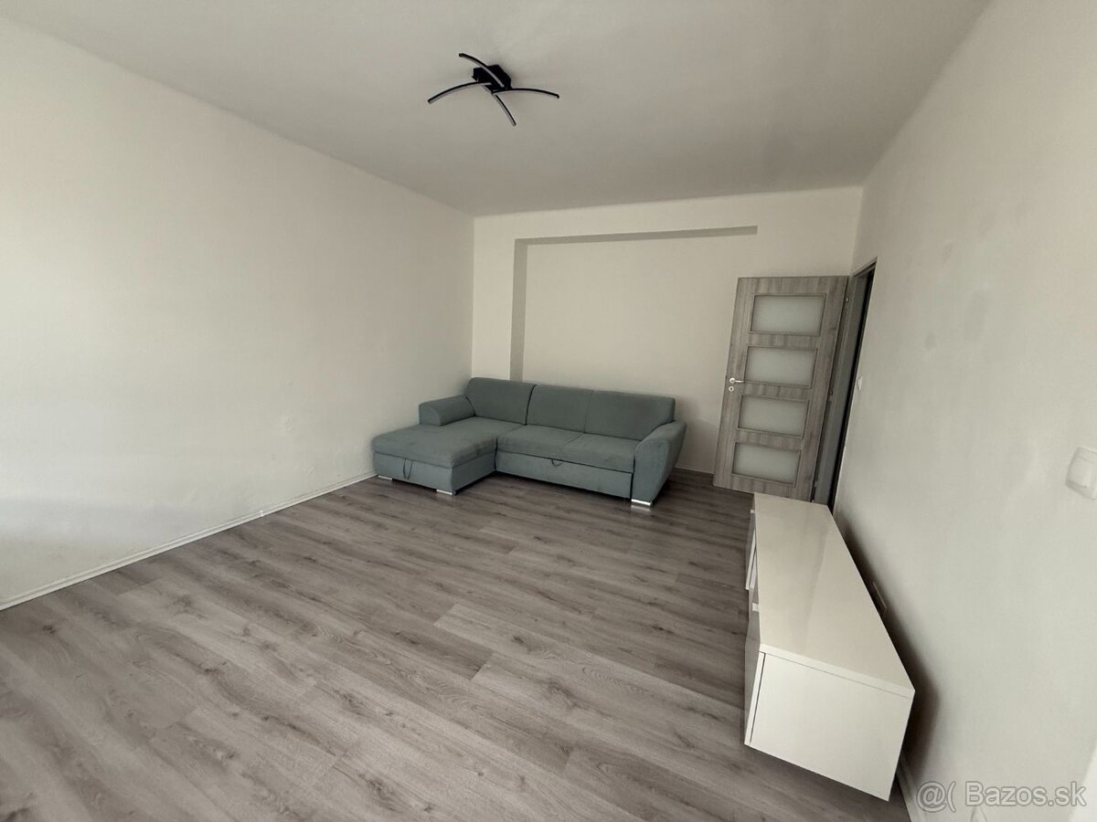 Ponúkame na prenájom 1 izbový byt v Malackách - 2
