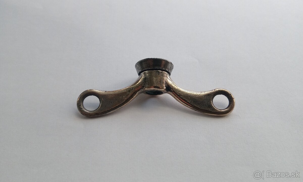 Motýlik na historický bicykel - 2