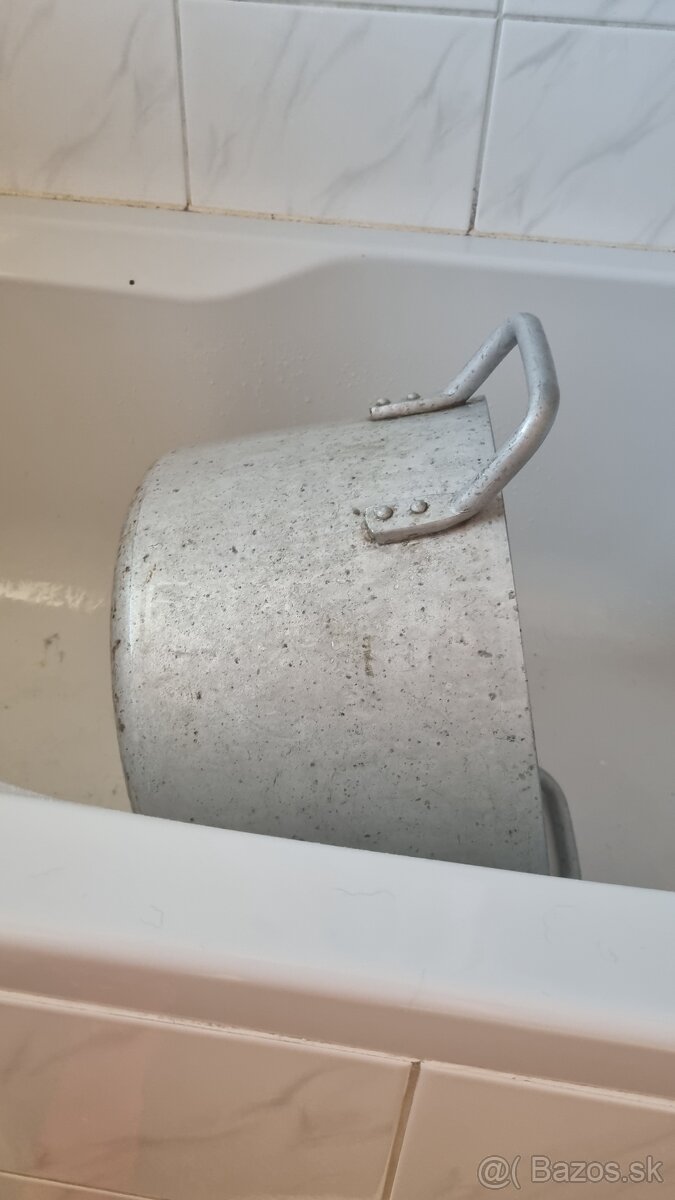 Predám hliníkové konvy a hrniec - 2