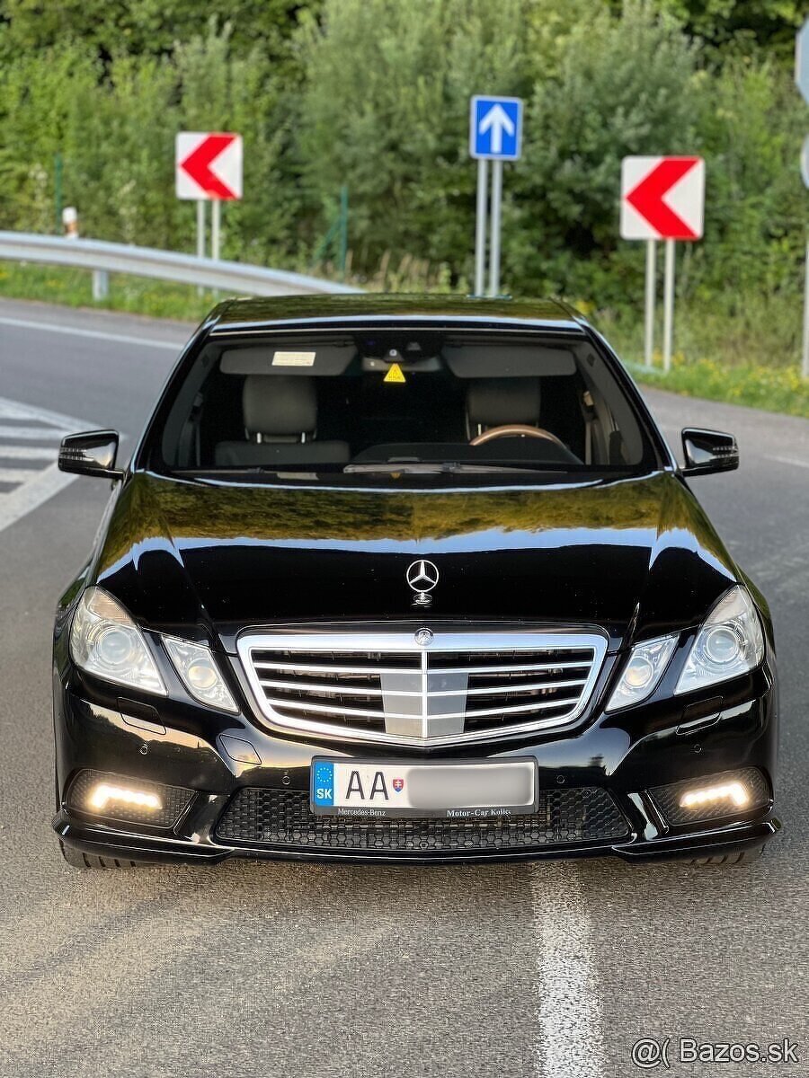 Mercedes E500 W212 5.5i V8 285kw / 388ps kupene na SK - 2