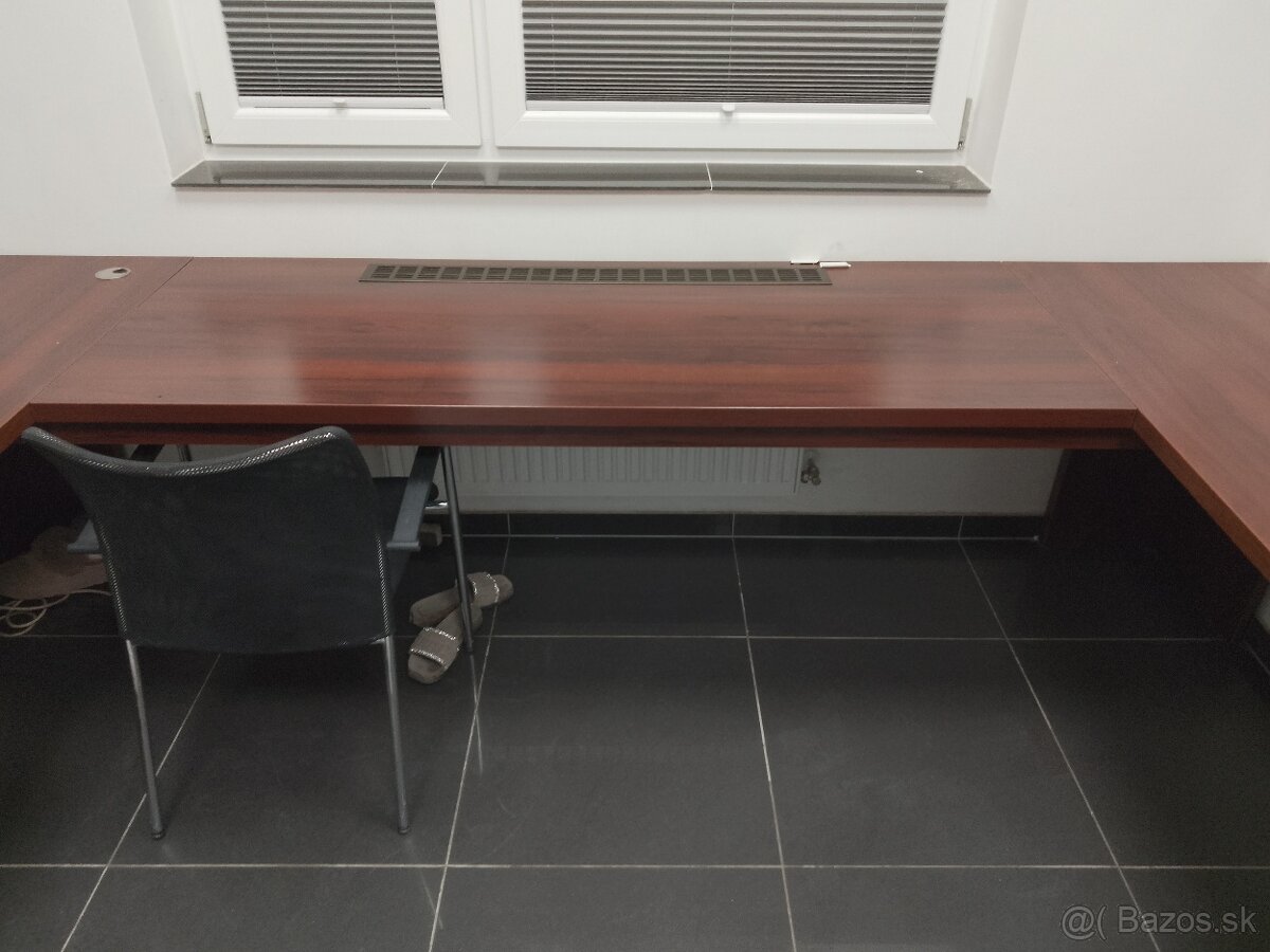 Kancelársky nabytok - 2