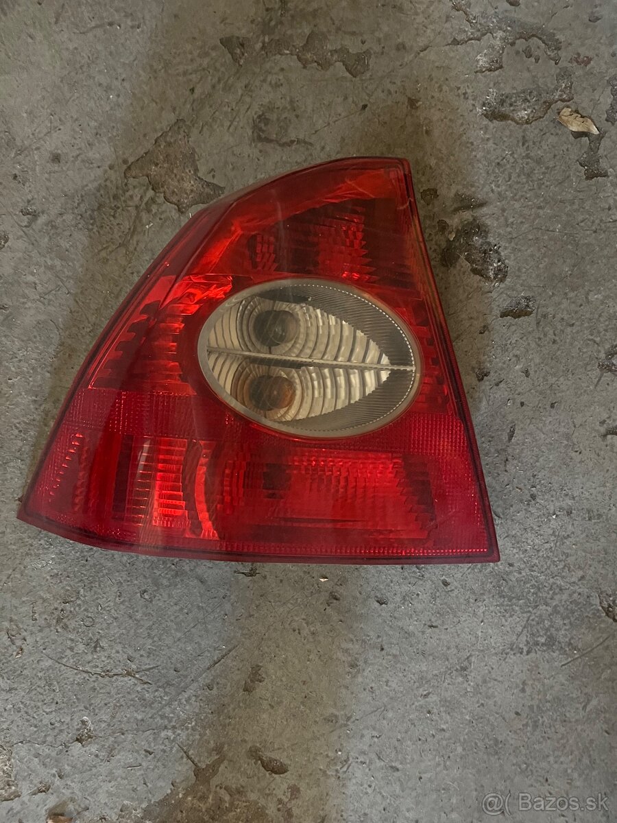 Predam vsetko za 100e Ford Focus MK2 - 2