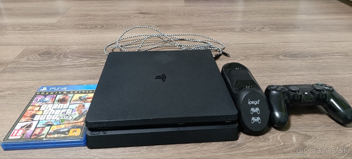 Predám PS4 Slim + GTA 5 + nabíjacia stanica - 2