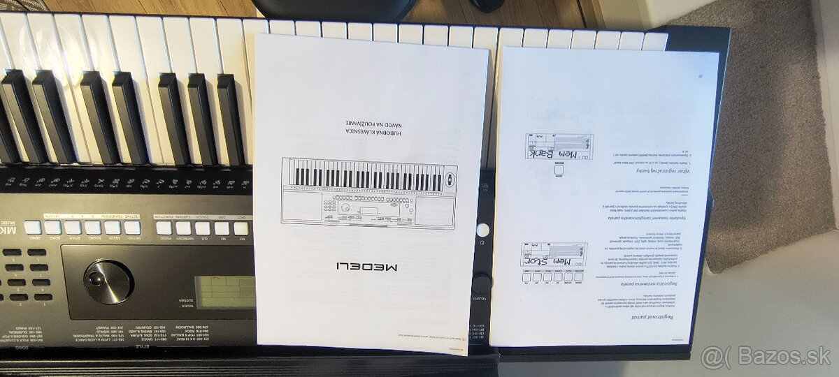 Predám nový Keyboard Medeli MK300 black - 2