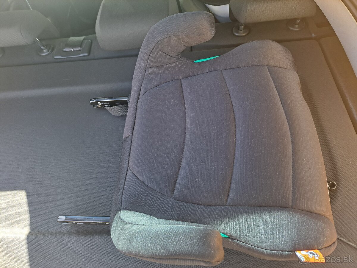 Podsedák zn. BabyAuto NAUNA i-size s ISOFIXOM - 2