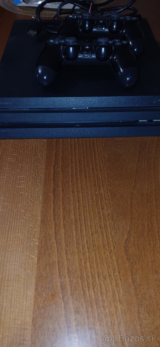 Predám PS 4. - 2