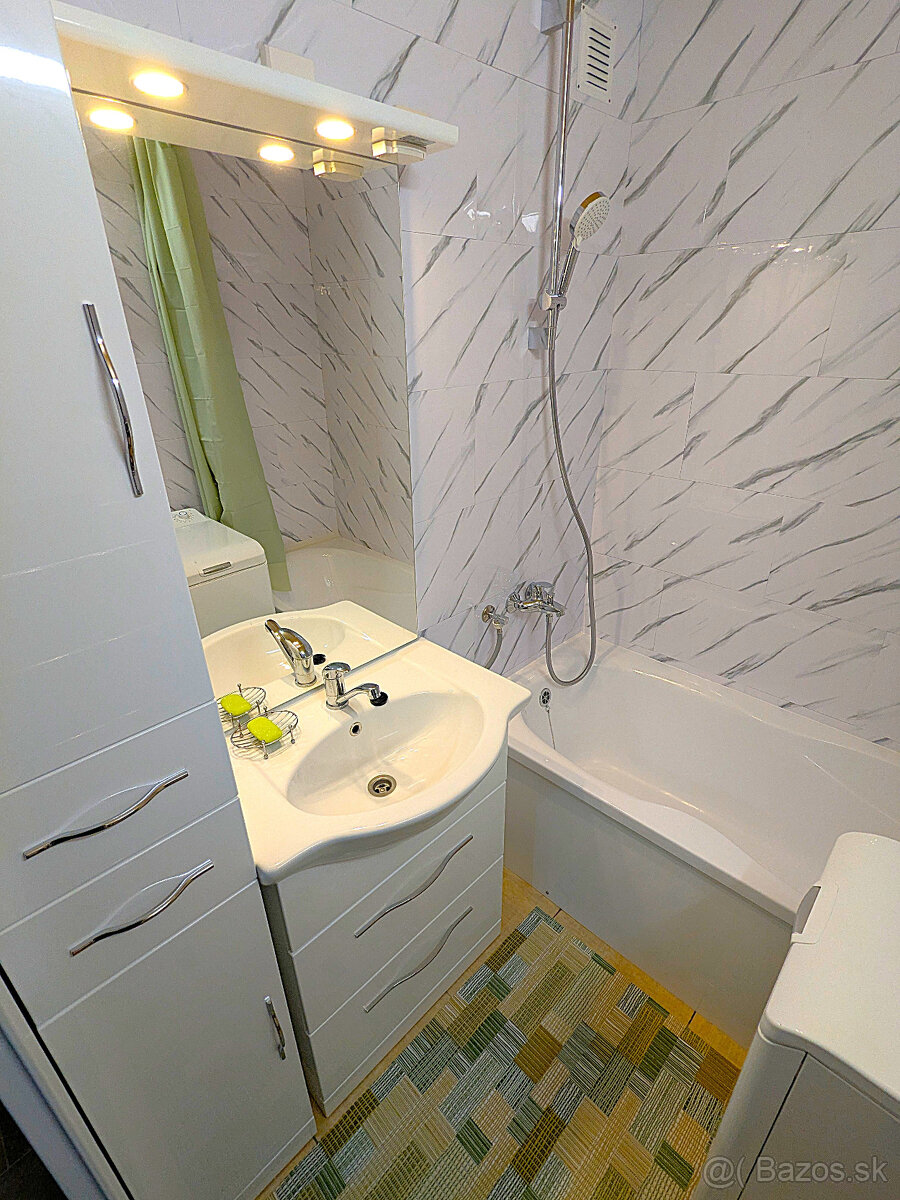 3 izbový čiast.rek., KVP, Klimkovičova, 71m2, LO, zariadený - 2