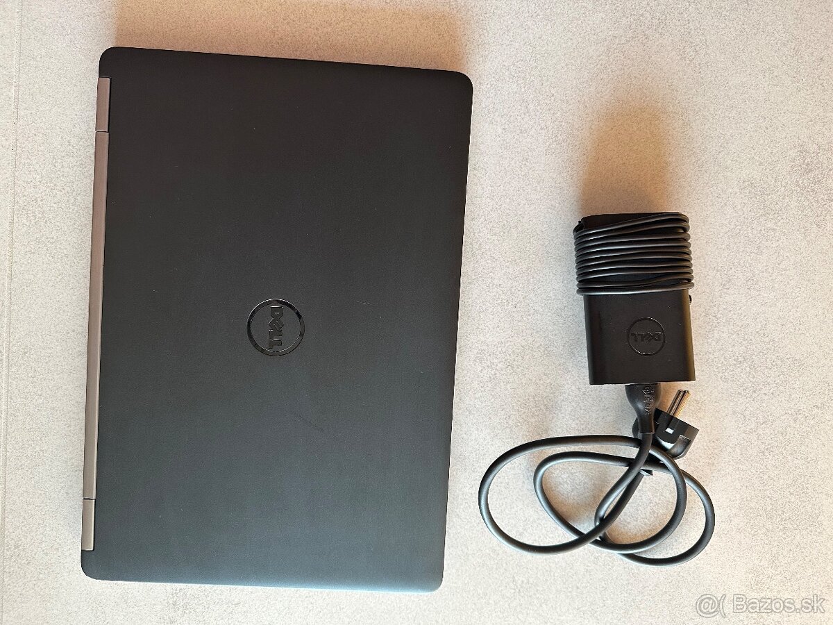 Notebook Dell Latitude E7470 + nabijacka - 2