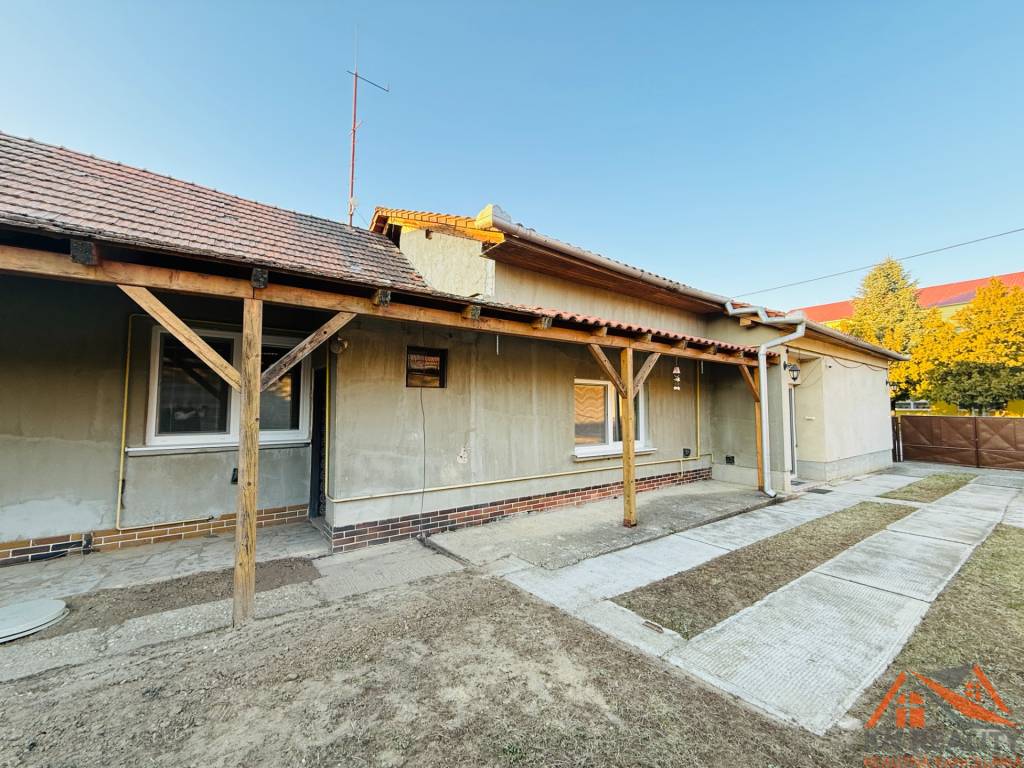 VÝBORNÁ PONUKA Na predaj 5 izbový rodinný dom Svätý Peter - 2