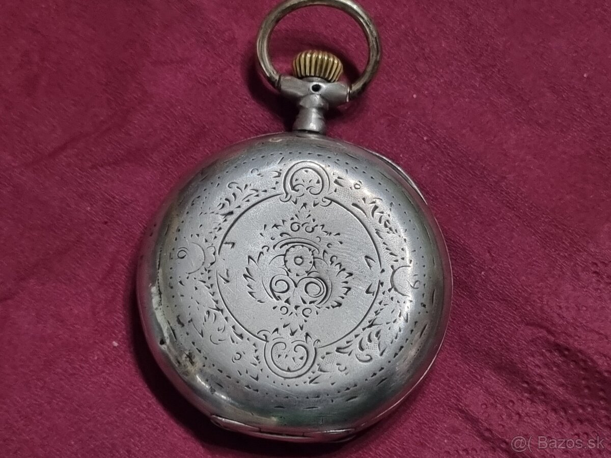 Strieborné, vreckové hodinky. - 2