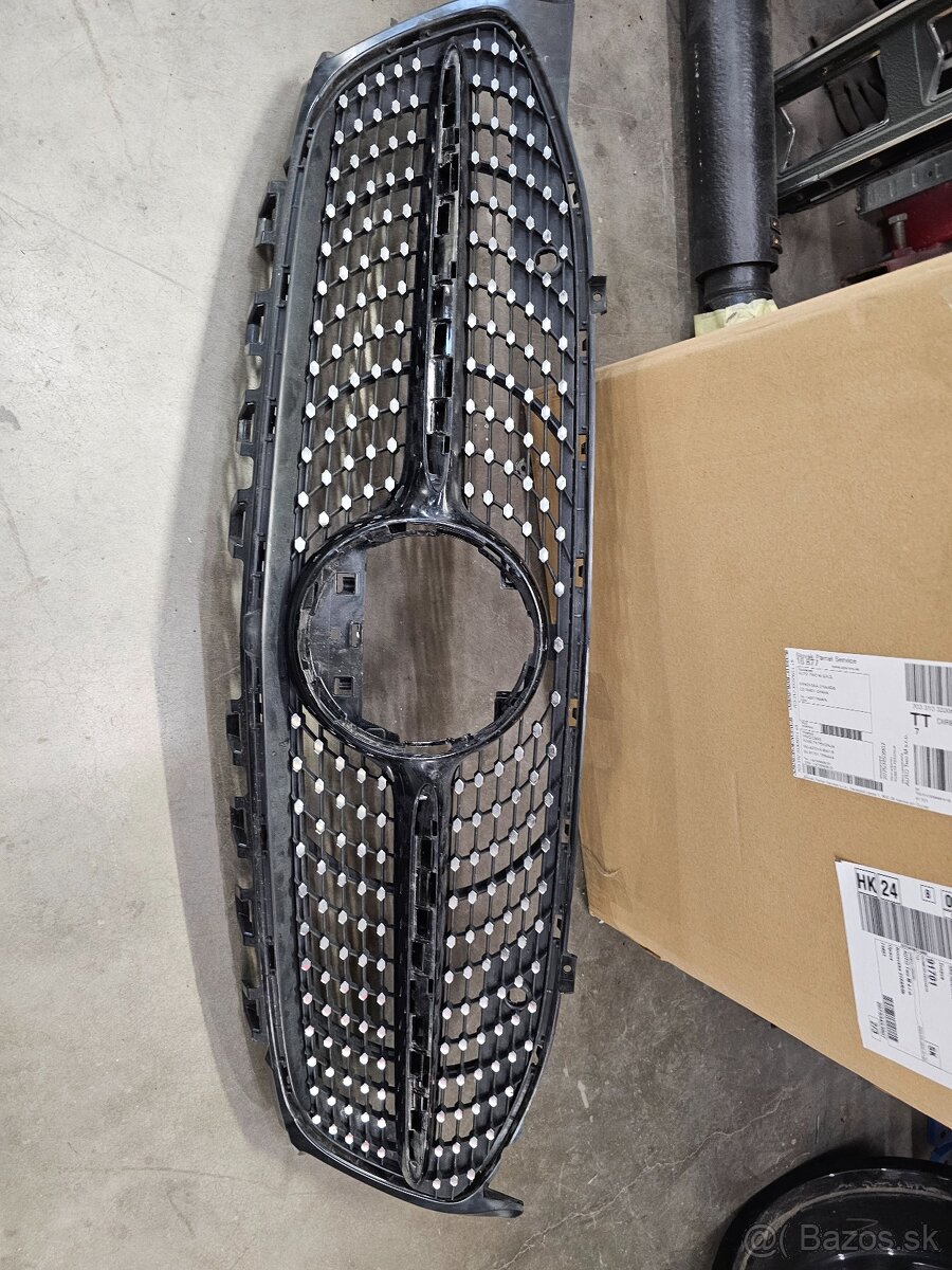 Mercedes CLA w118 Maska predna, kapota predna,naraznik - 2