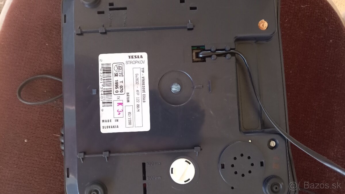 Retro telefon TESLA - 2