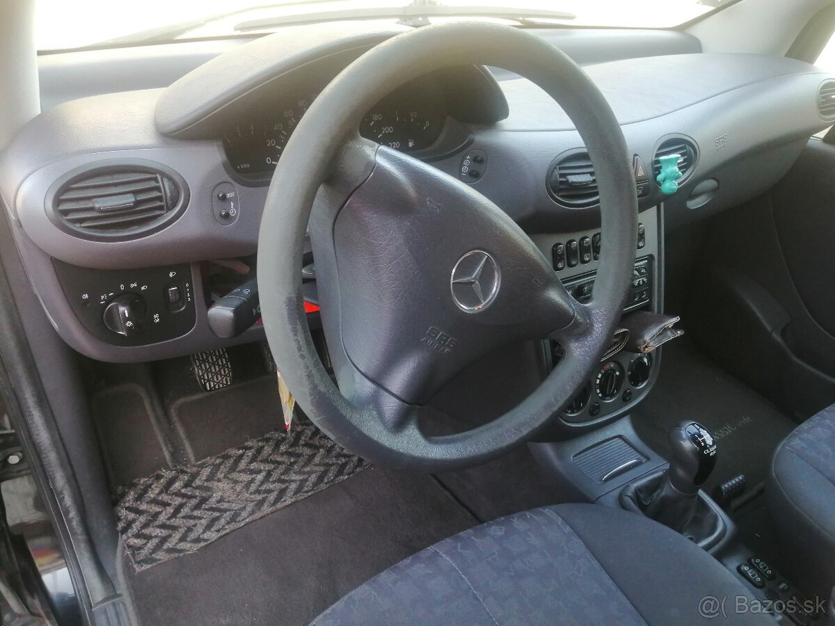 Mercedes A 170 - 2