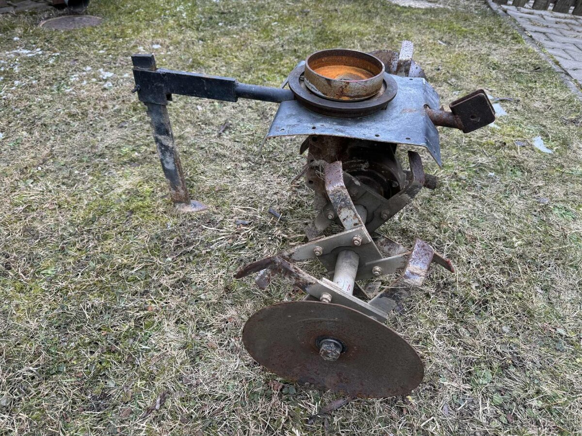 Predám rotavátor na agzat - 2