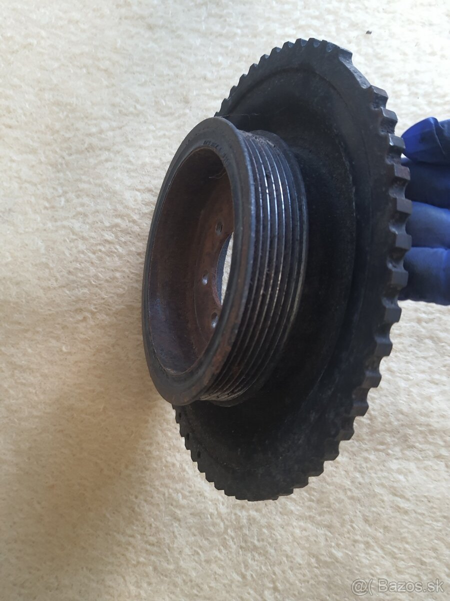 Remenice E39 523i - 2