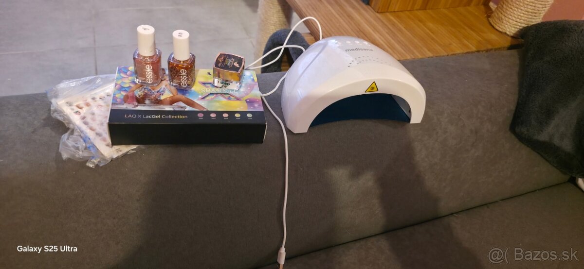 Gél laky, UV lampa, a nalepky - 2