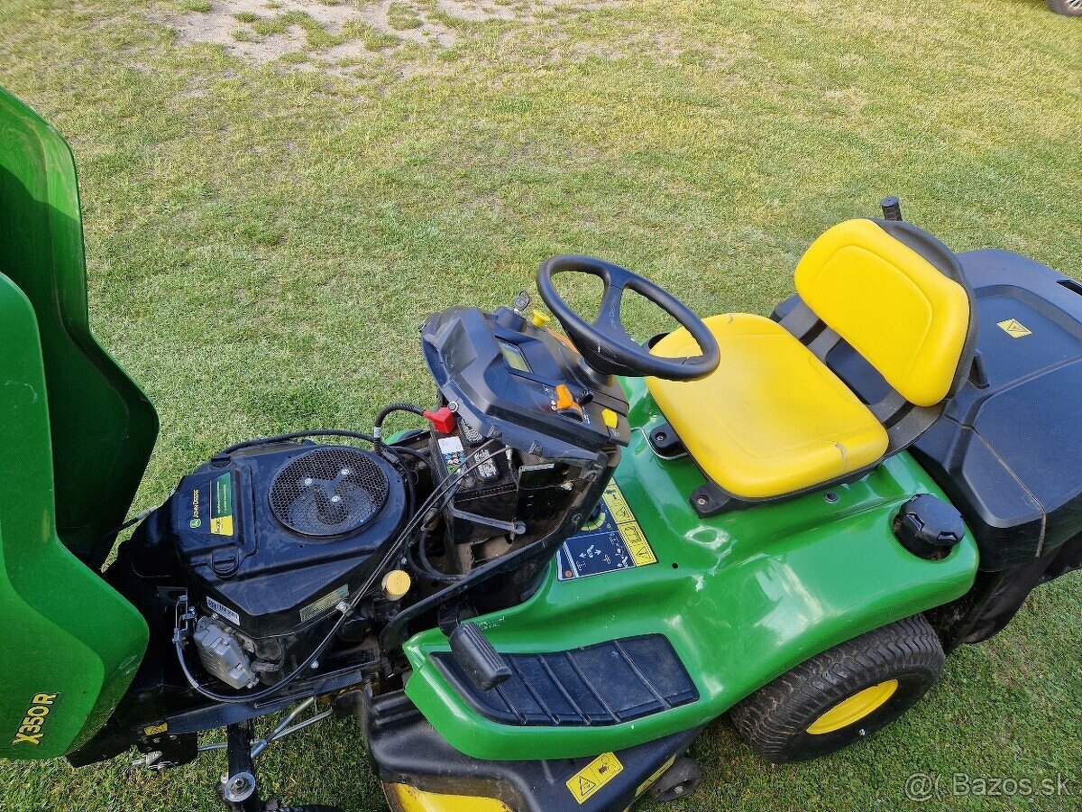 Traktorová kosačka John Deere X350r - 2