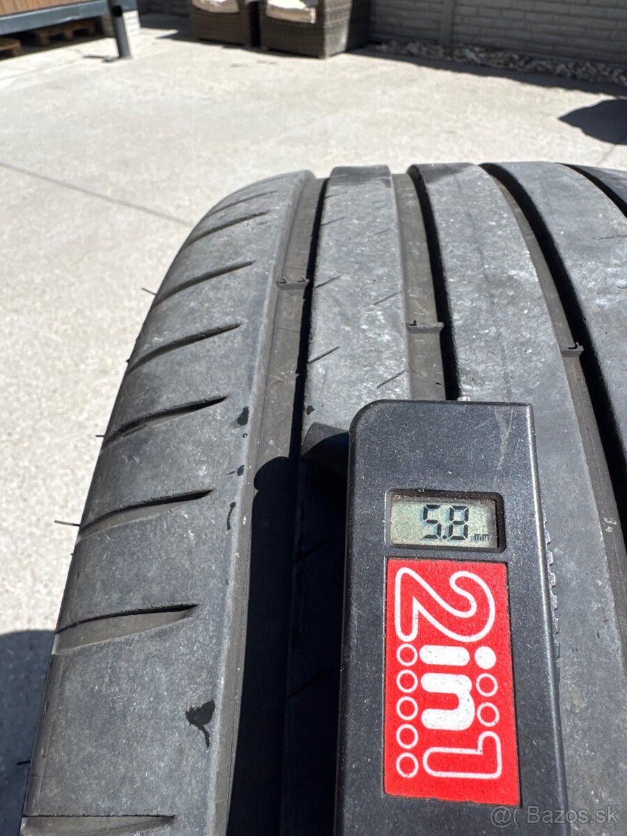 Predám letné 245/40 R21 MICHELIN - 2
