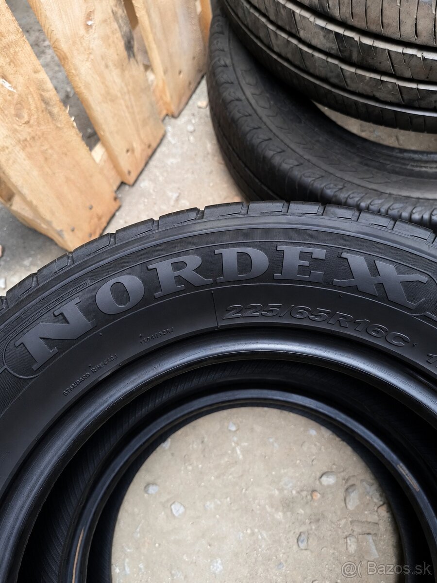 Nordexx NCI000 225/65 R16 C - 2