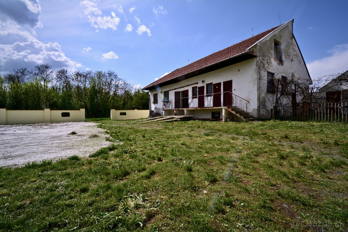 Predaj polyfunkčnej budovy (skladová, výrobná hala) - 2