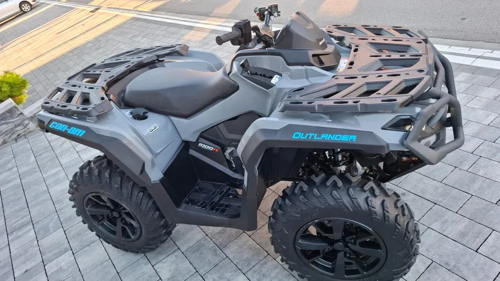 Can-Am Outlander 1000R 2023 DPS 960 km