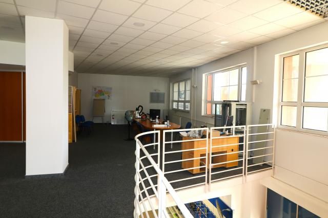Prenájom obchodno - administratívneho priestoru Bytčická ul. - 2
