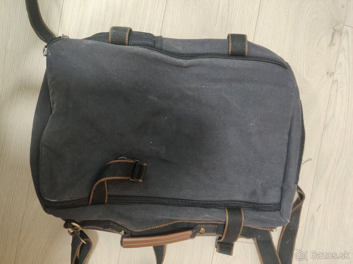 Šedý batoh - 2