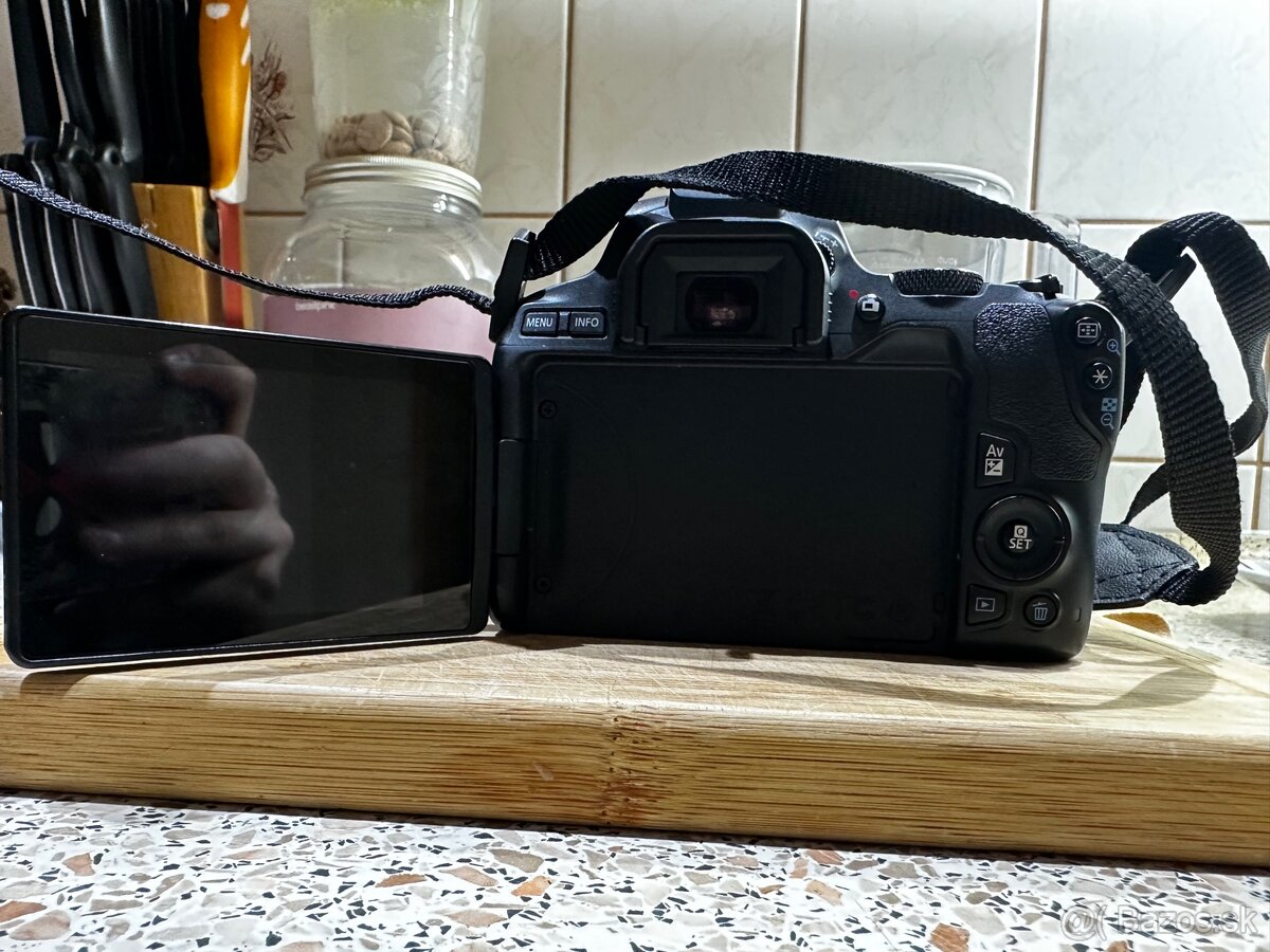 Canon eos 250D + objektív - 2