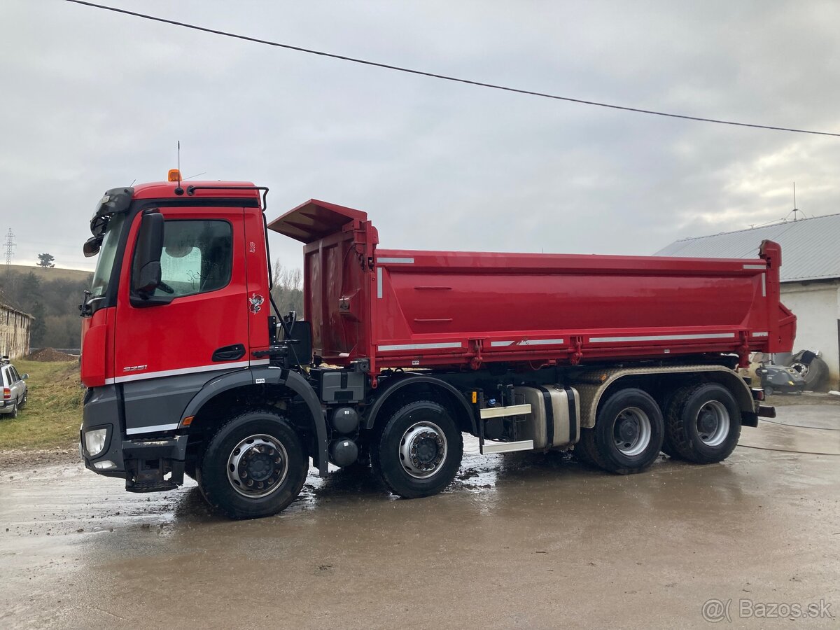 Mercedes Arocs 3251, Sklapač 8x4 - 2