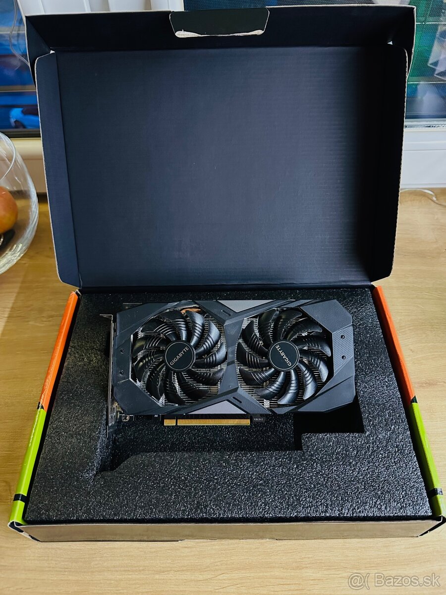 GIGABYTE GTX 1660 SUPER - 2