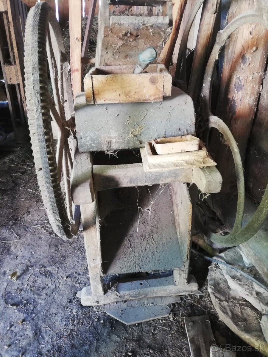 Rezačka na seno, trávu, sečkareň - 2