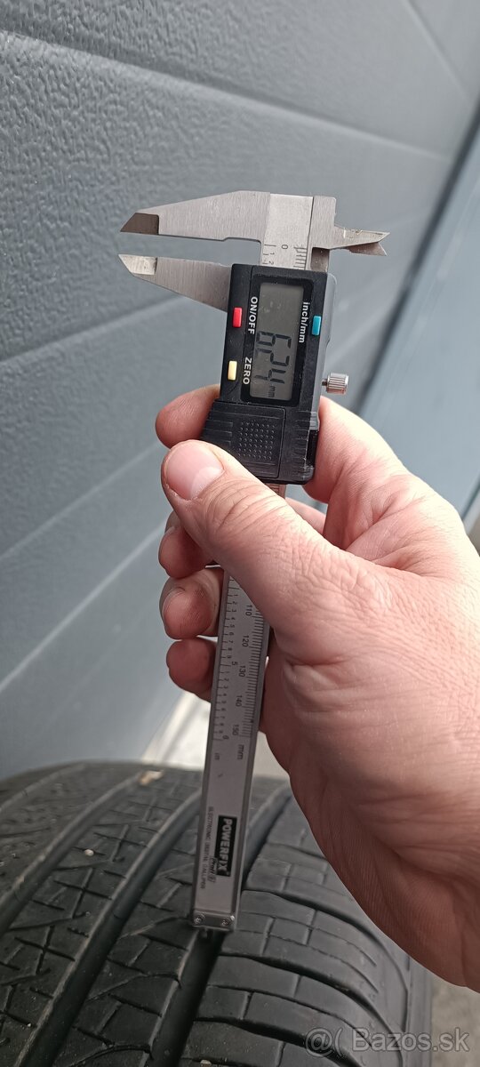 Pirelli Scorpion Zero All Season 255/65 R19 - 2