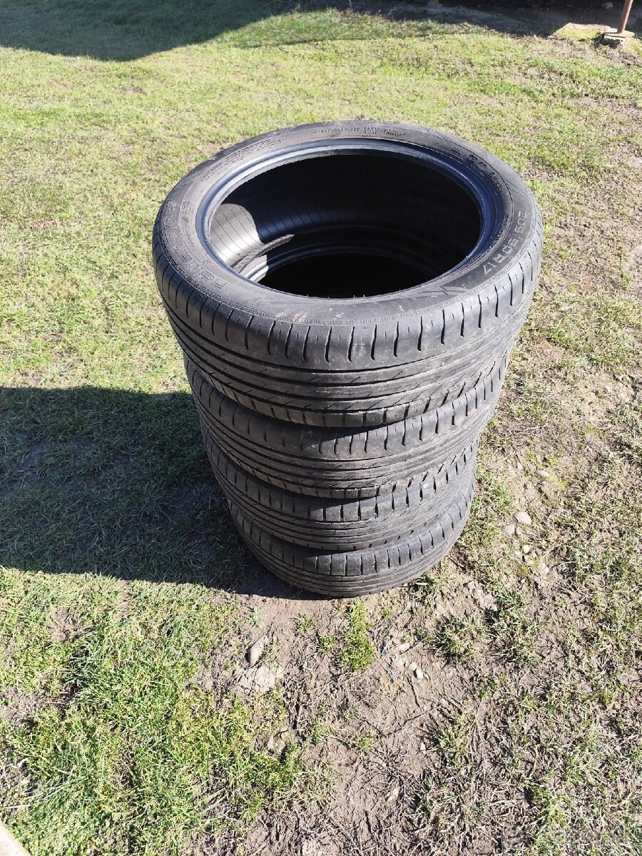 Letné pneumatiky 205/50 R17 - 2