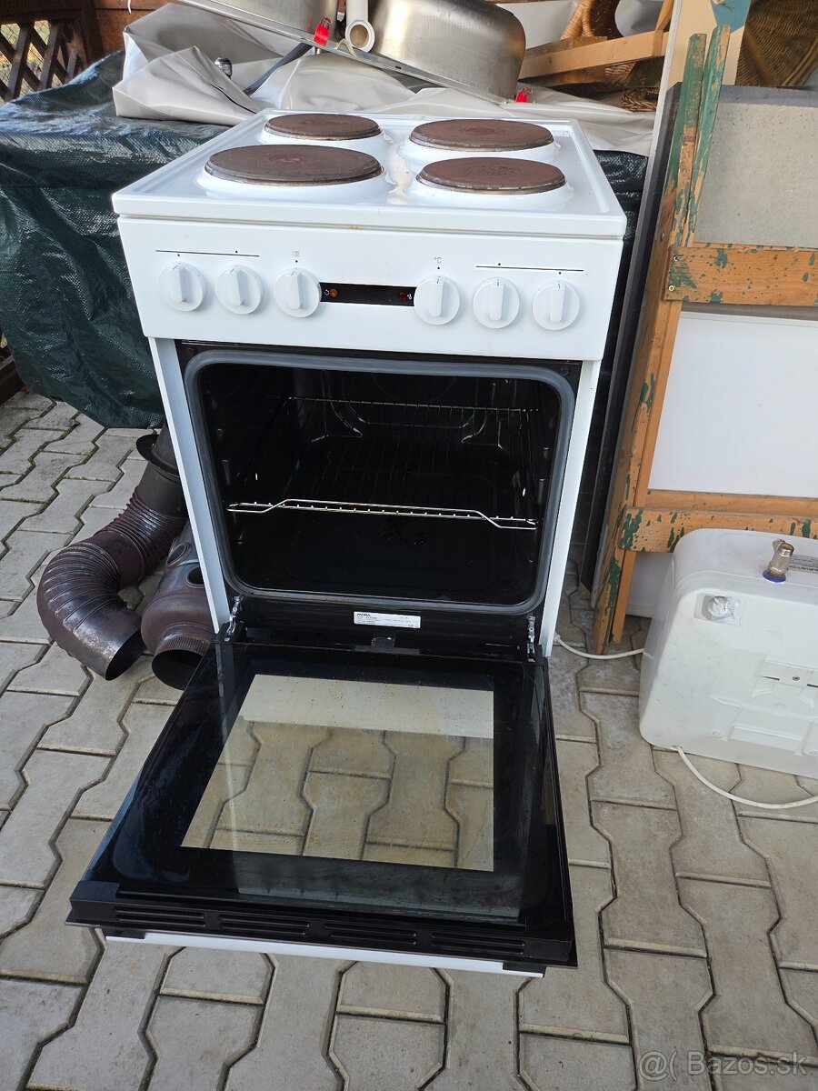 Elektrický sporák Mora - 2