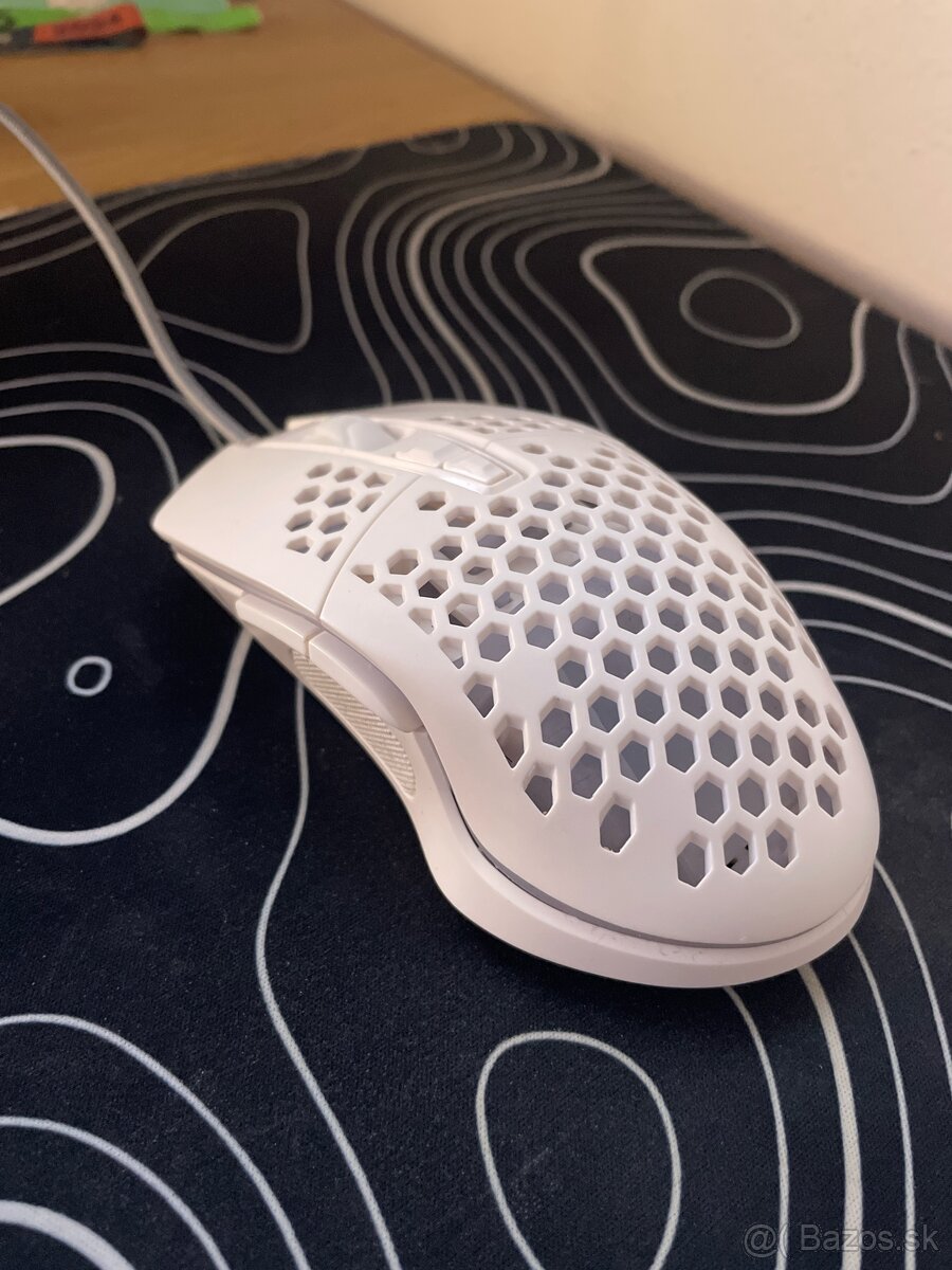 Hracska mys - 2