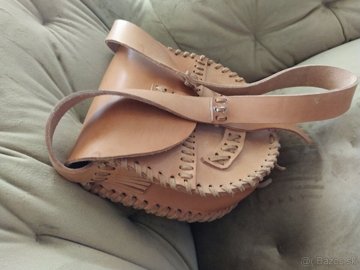 NOVÁ kožená originálna hand made kabelka (osobný odber) - 2