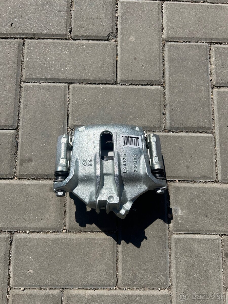 ORIGINÁL PSA predný brzdový strmeň - 2