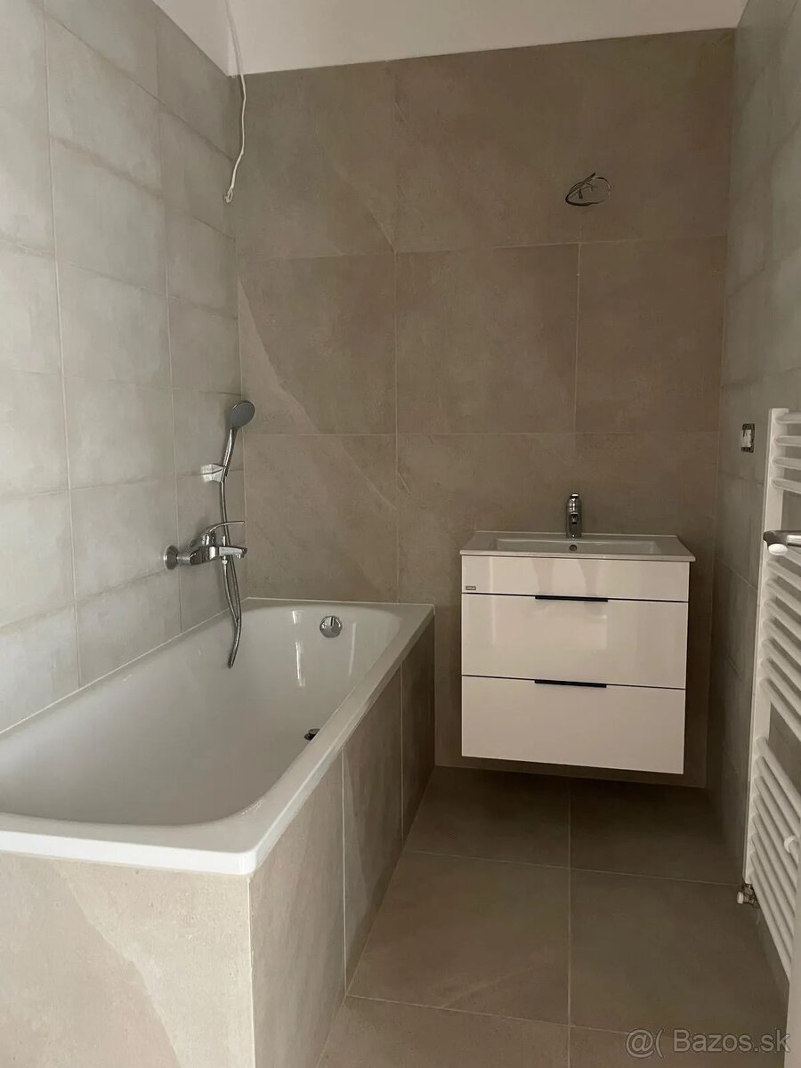 3 izb. Senec Lichnerová v novostavbe - 2